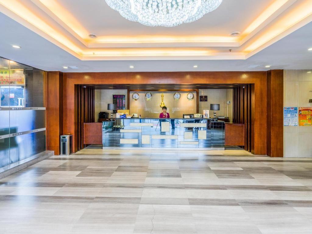 Movie Star Hotel Guangzhou Bagian luar foto